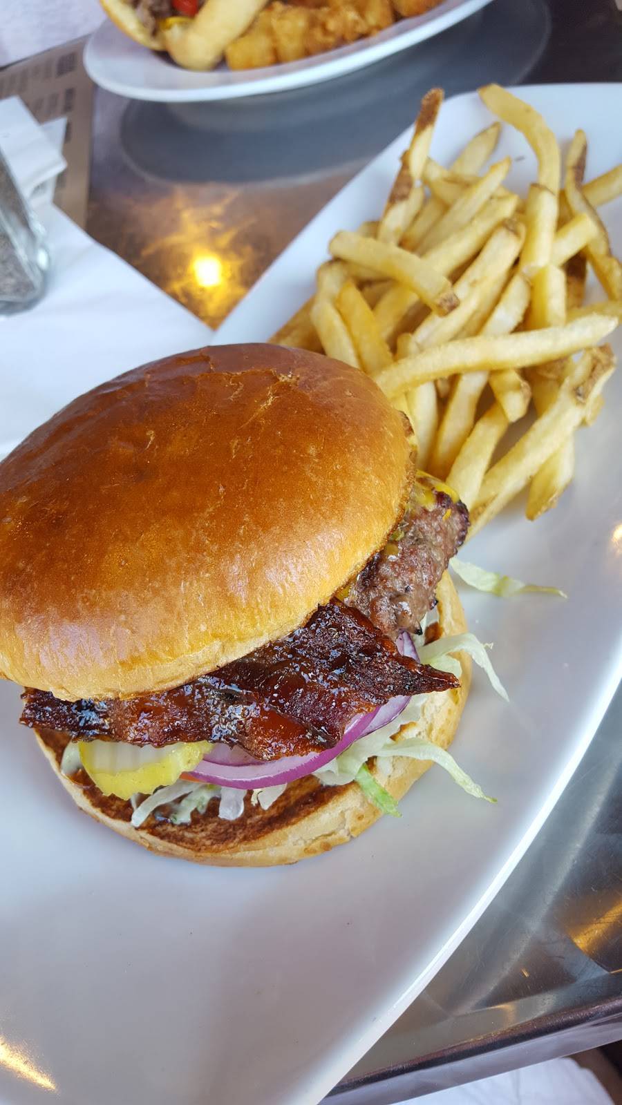 Brick House Tavern + Tap | restaurant | 581 Howe Ave, Cuyahoga Falls, OH 44221, USA | 3309206244 OR +1 330-920-6244