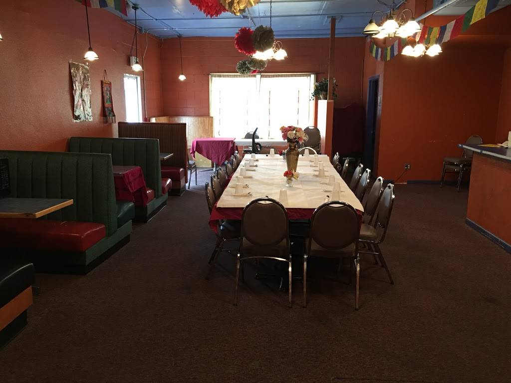 Everest Restaurant | restaurant | 2130 N, Main St Unit 15, Longmont, CO 80501, USA | 3037725000 OR +1 303-772-5000