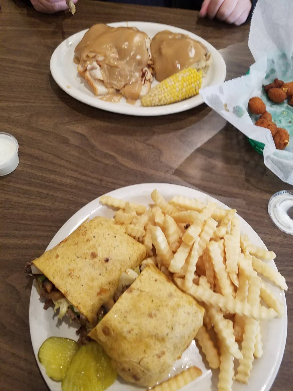 Ricos Family Restaurant (Ricos South) | restaurant | 427 S Washington St, Combined Locks, WI 54113, USA | 9204233204 OR +1 920-423-3204