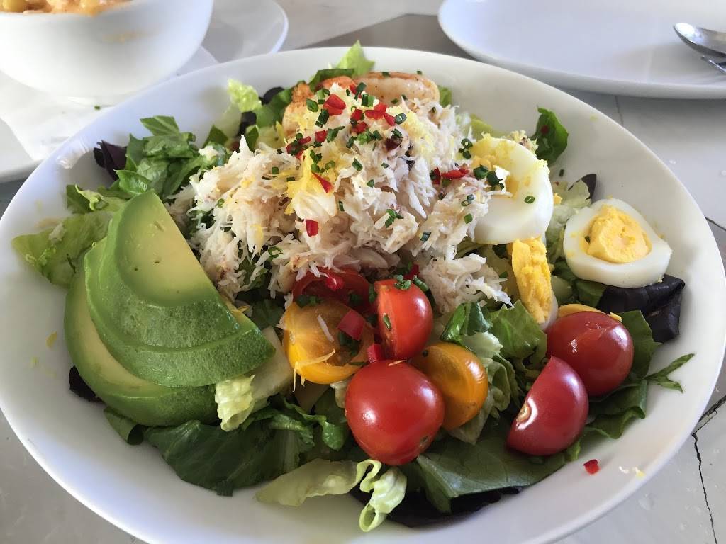 Shuck Oyster Bar | restaurant | 3313 Hyland Ave, Costa Mesa, CA 92626, USA | 9494200478 OR +1 949-420-0478