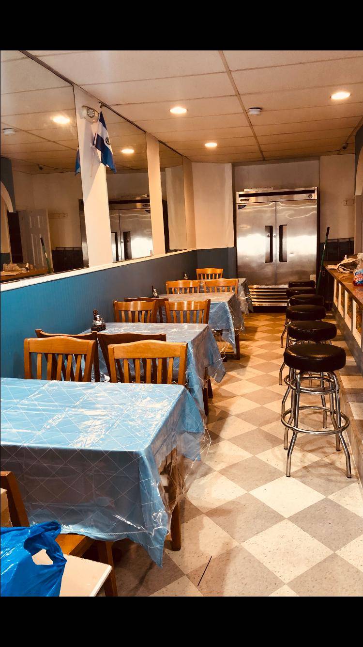 El Rincon De Maria | restaurant | 2 S Main St, Port Chester, NY 10573, USA | 9143053434 OR +1 914-305-3434