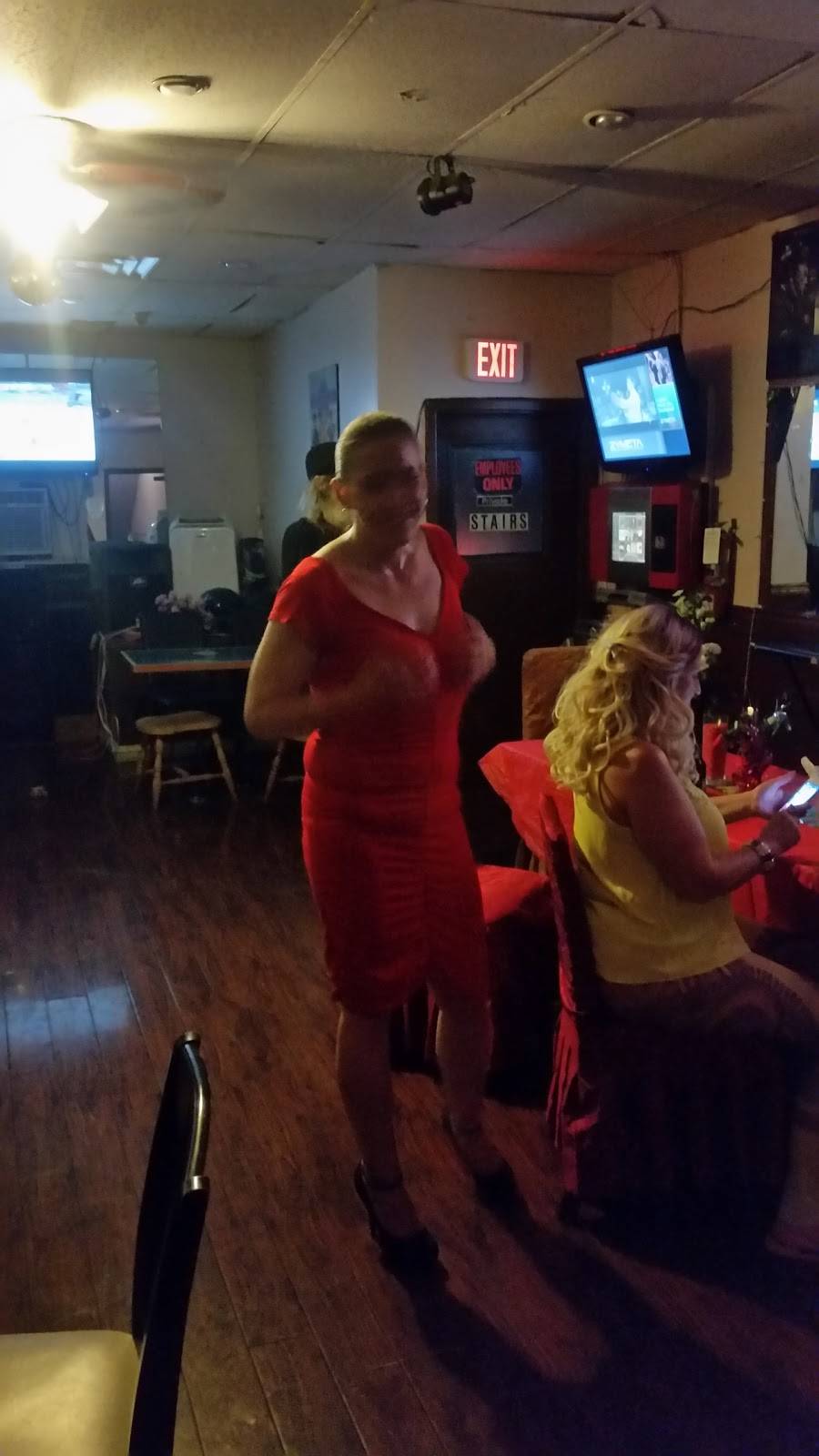 Blue Lagoon | restaurant | 2532 Eglinton Ave E, Scarborough, ON M1K 2R5, Canada | 4162642895 OR +1 416-264-2895