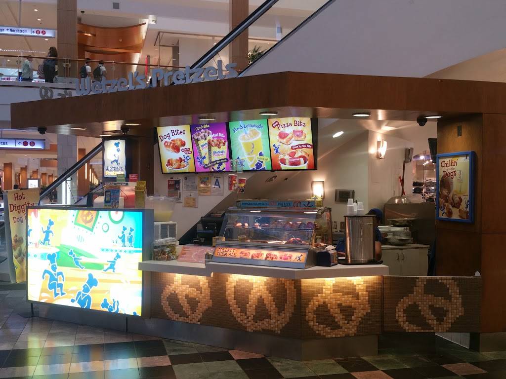 Wetzels Pretzels | restaurant | 6600 Topanga Canyon Blvd #2096C, Canoga Park, CA 91303, USA | 8186101799 OR +1 818-610-1799