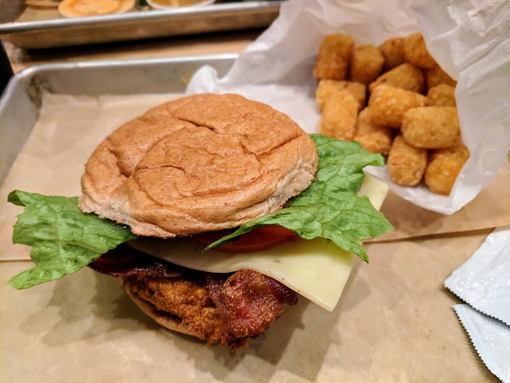 Flyrite Chicken | restaurant | 6539 Burnet Rd, Austin, TX 78757, USA | 5122436258 OR +1 512-243-6258