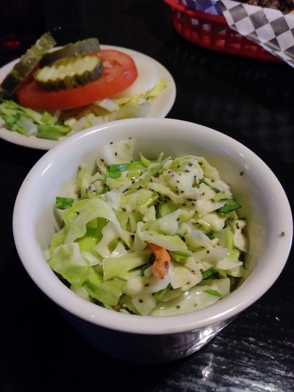 Red Zone Bar And Grill | restaurant | 1340 OH-125, Amelia, OH 45102, USA | 5134497555 OR +1 513-449-7555