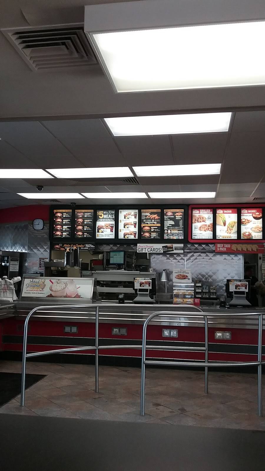 Hardees Red Burrito | restaurant | 425 S Lebanon St, Lebanon, IN 46052, USA | 7654821148 OR +1 765-482-1148