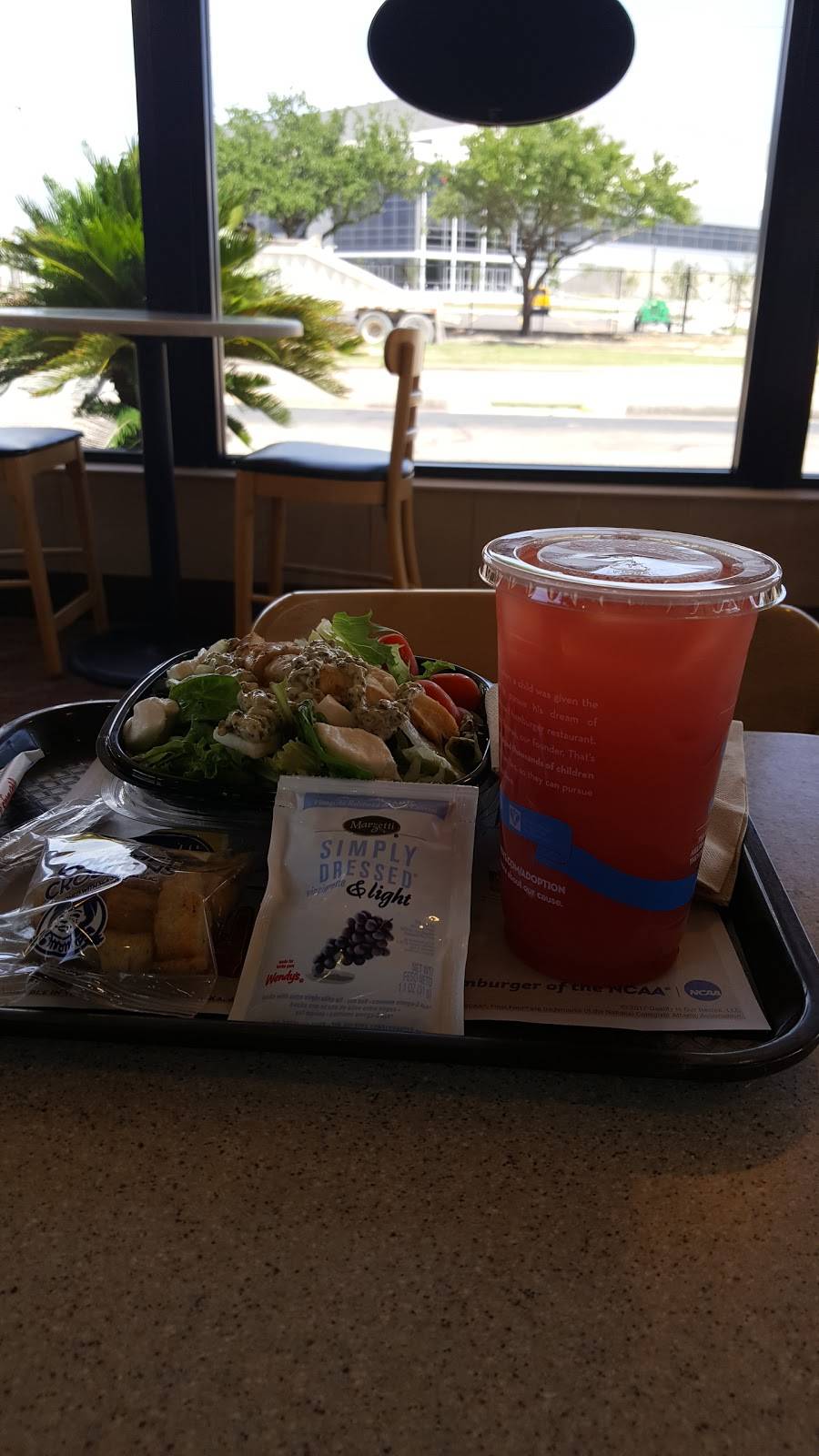 Wendys | restaurant | 1829 Mangum Rd, Houston, TX 77092, USA | 8325093855 OR +1 832-509-3855