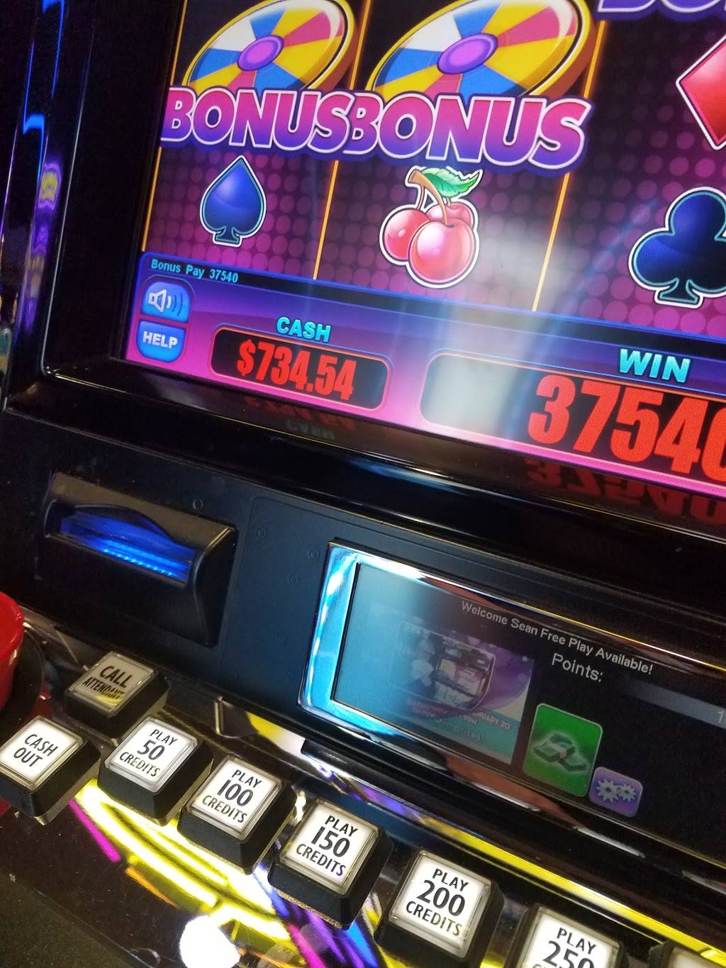 Twin Bridges Restaurant | restaurant | 100 Jackpot Pl, Wyandotte, OK 74370, USA | 9186786456 OR +1 918-678-6456