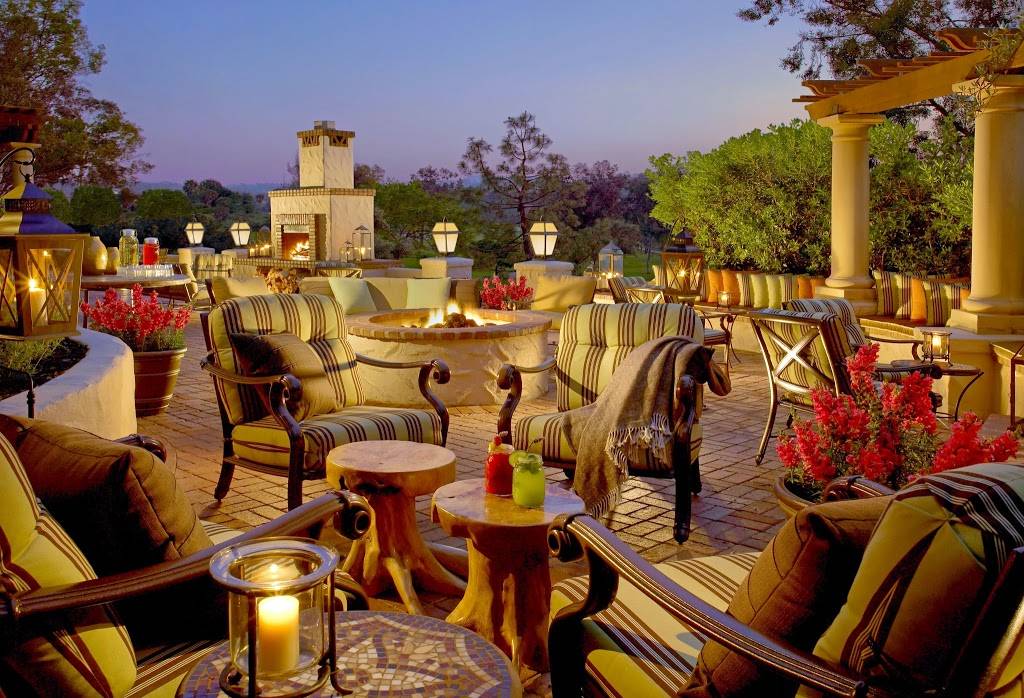 Veranda Fireside Lounge and Restaurant | restaurant | 17550 Bernardo Oaks Dr, San Diego, CA 92128, USA | 8889931856 OR +1 888-993-1856