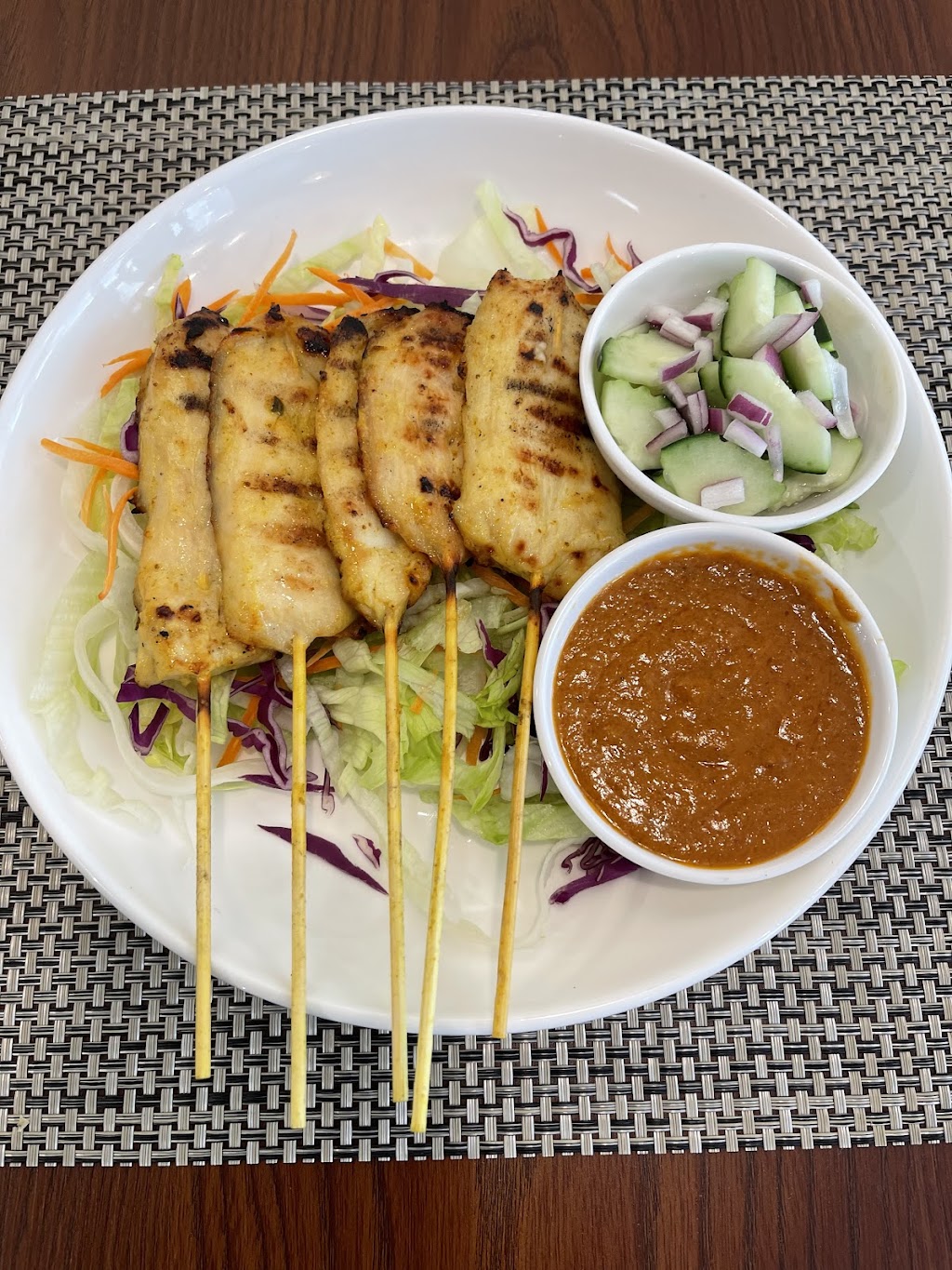 Saap Thai Kitchen | restaurant | 427 Linden Ave, South San Francisco, CA 94080, USA | 6509550634 OR +1 650-955-0634