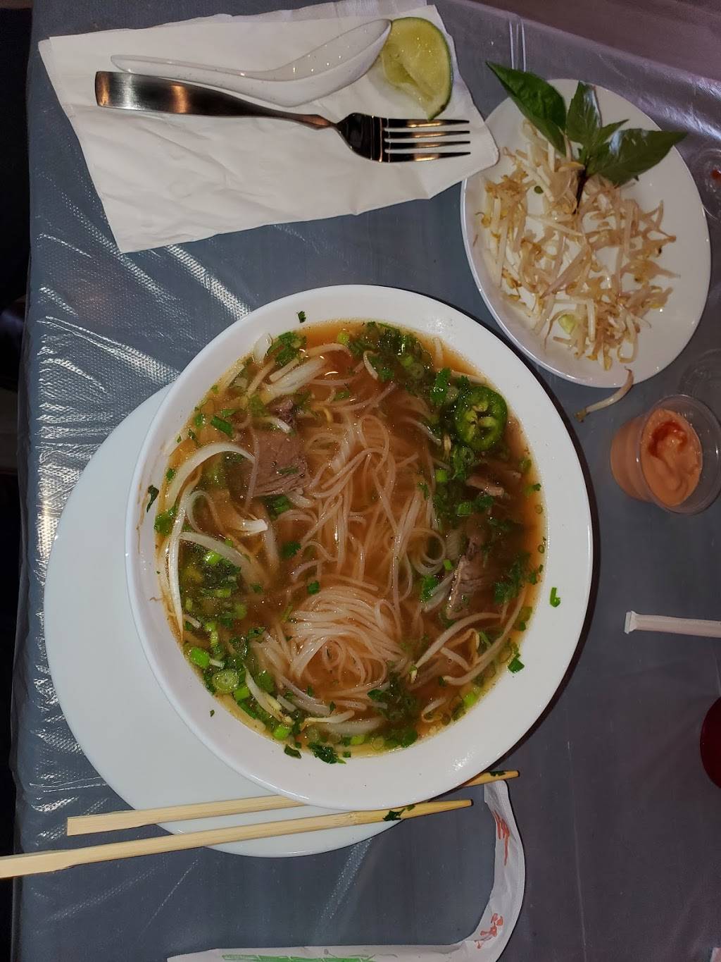 Crecias Kitchen | restaurant | 14237 East Sam Houston Pkwy N ste #400, Houston, TX 77044, USA | 2819419928 OR +1 281-941-9928