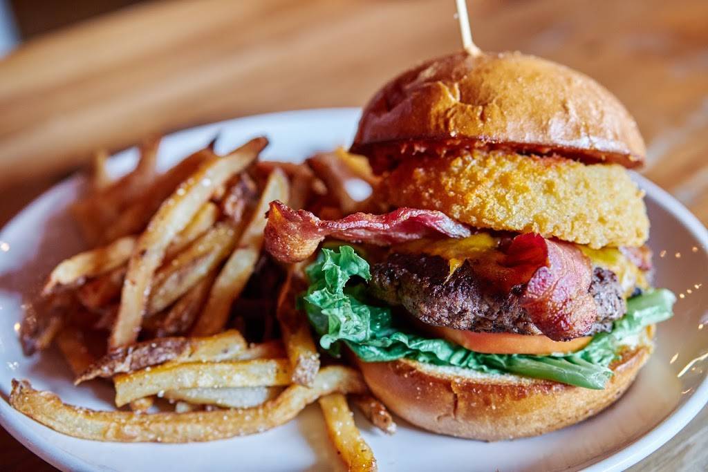 HOBNOB Neighborhood Tavern | restaurant | 1221 Ashford Crossing, Atlanta, GA 30346, USA | 4703957904 OR +1 470-395-7904