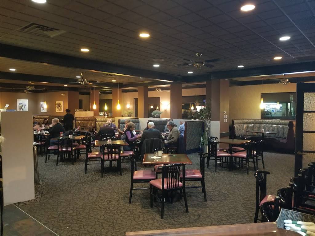 Brass Pointe | restaurant | 24234 Orchard Lake Rd, Farmington, MI 48336, USA | 2484761377 OR +1 248-476-1377