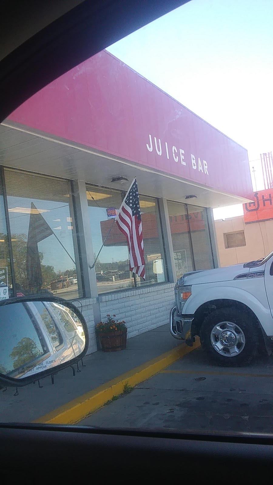 Smoothys Juice Bar | restaurant | 504 West Ave, Alamosa, CO 81101, USA | 7194967339 OR +1 719-496-7339