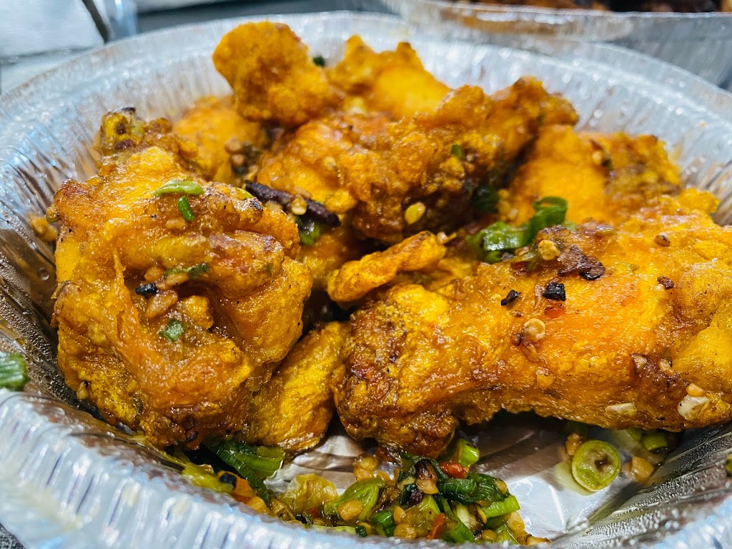 Tics Bar and Restaurant | restaurant | 125-17 Rockaway Blvd, Queens, NY 11420, USA | 9293540118 OR +1 929-354-0118