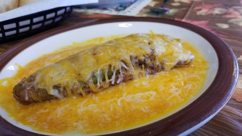 Montaños Family Restaurant | restaurant | 417 S Main St, Belen, NM 87002, USA | 5058643370 OR +1 505-864-3370