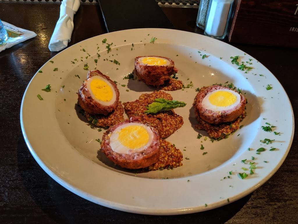 Two Fools Tavern | restaurant | 3211 Central Ave NE, Albuquerque, NM 87106, USA | 5052657447 OR +1 505-265-7447