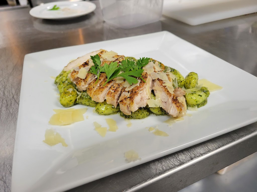 Midtown Social Cookeville | restaurant | 565 S Jefferson Ave Suite A, Cookeville, TN 38501, USA | 9315597941 OR +1 931-559-7941