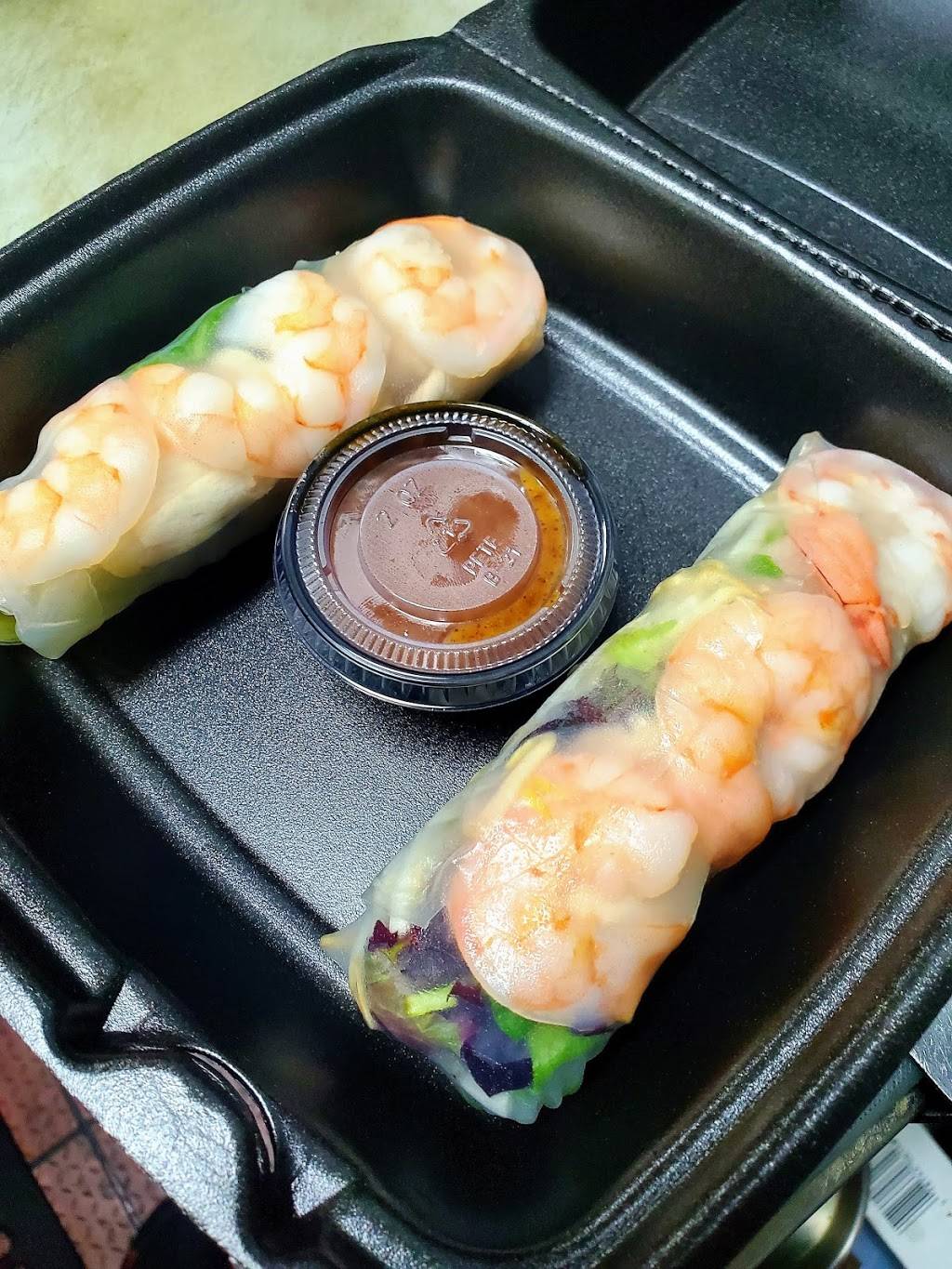 Hoangs Noodle House | restaurant | 8405 N Harwood Rd #200, North Richland Hills, TX 76180, USA | 8174796199 OR +1 817-479-6199