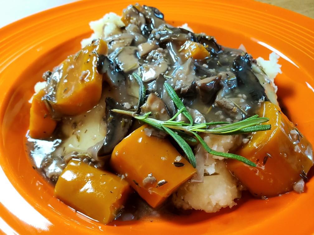 The Vault Nosherie | restaurant | 101 Main St, Gorham, NH 03581, USA | 6036316313 OR +1 603-631-6313