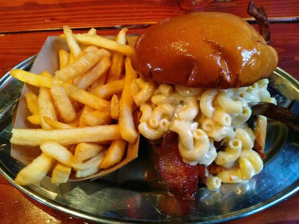 The Hills Local Pub | restaurant | 8758 La Mesa Blvd, La Mesa, CA 91942, USA | 6197417166 OR +1 619-741-7166