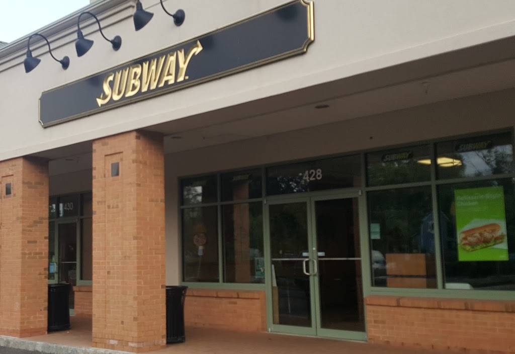 Subway Restaurants | restaurant | 428 Main St, Spotswood, NJ 08884, USA | 7322511900 OR +1 732-251-1900