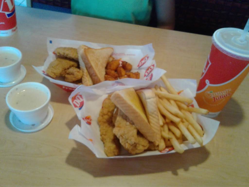 Dairy Queen Grill & Chill | restaurant | 1780 Sycamore Rd, DeKalb, IL 60115, USA | 8157588876 OR +1 815-758-8876