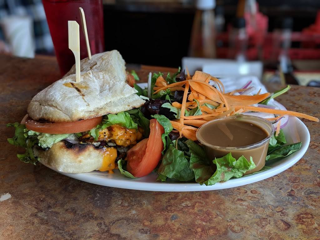 Fire On the Mountain Buffalo Wings | Interstate | restaurant | 4225 N Interstate Ave, Portland, OR 97217, USA | 5032809464 OR +1 503-280-9464