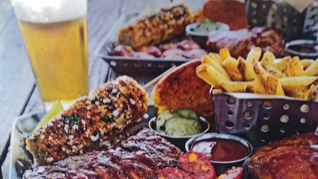 Chilis Grill & Bar | meal takeaway | 5620 Northwest Hwy, Crystal Lake, IL 60014, USA | 8153569216 OR +1 815-356-9216