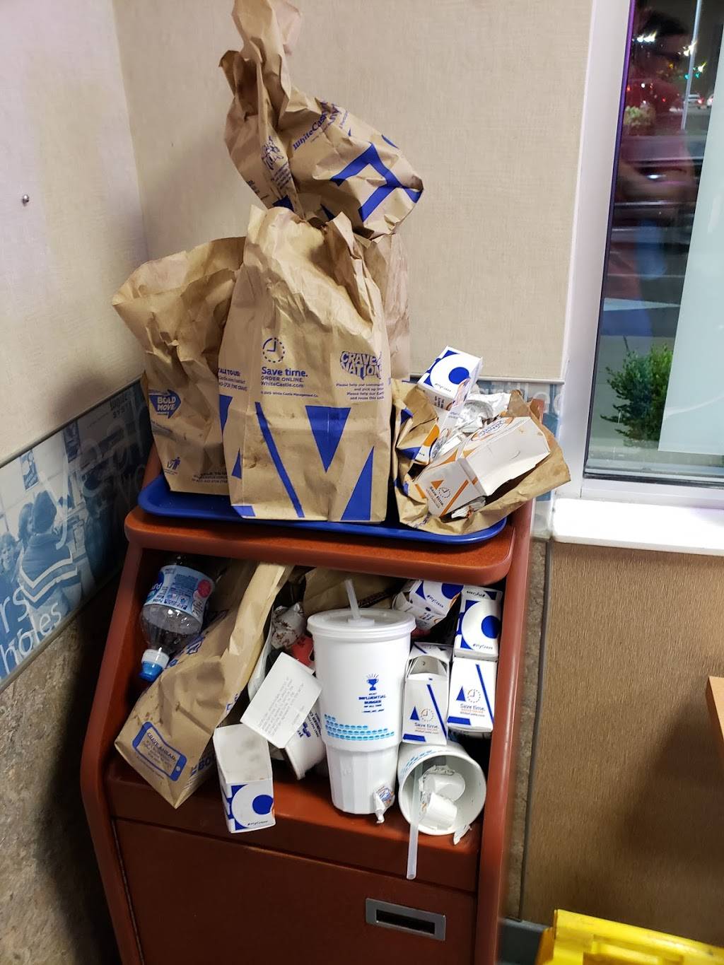 White Castle | restaurant | 596 W 3rd St, Covington, KY 41011, USA | 8594314632 OR +1 859-431-4632