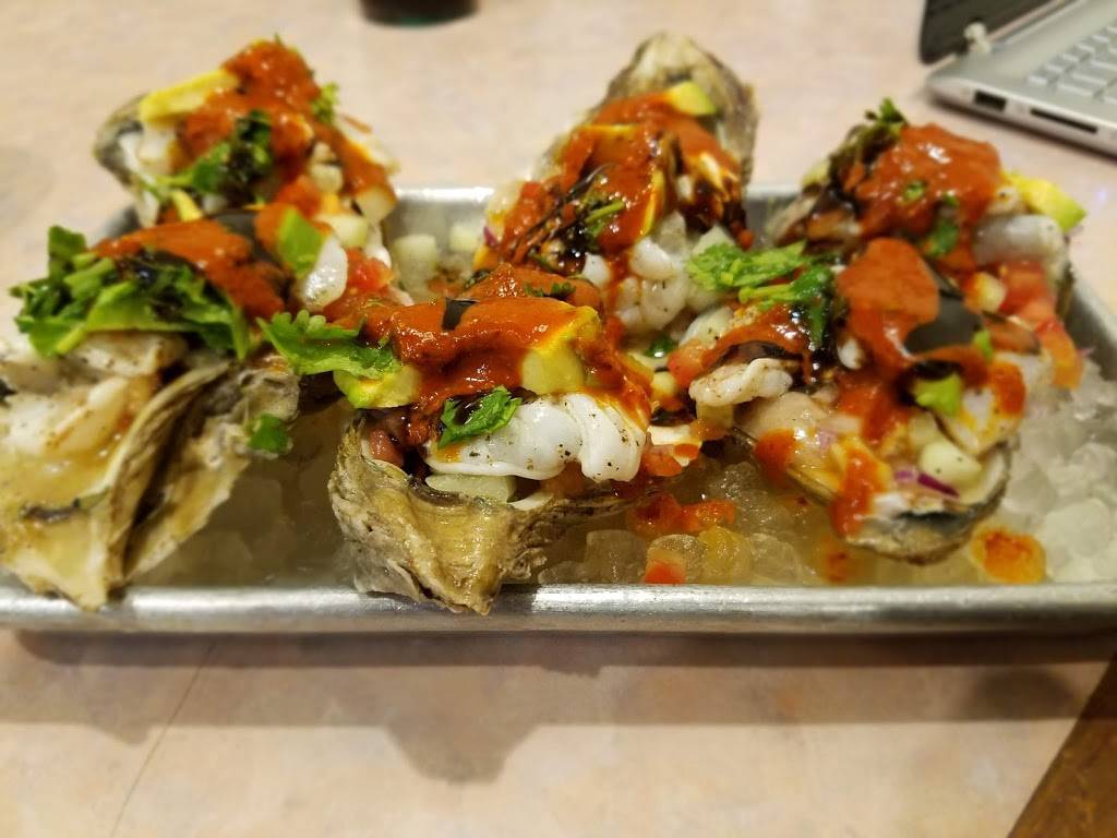 Mariscos Y Barbacoa La Bella | restaurant | 3275 E McDowell Rd, Phoenix, AZ 85008, USA | 6028123315 OR +1 602-812-3315