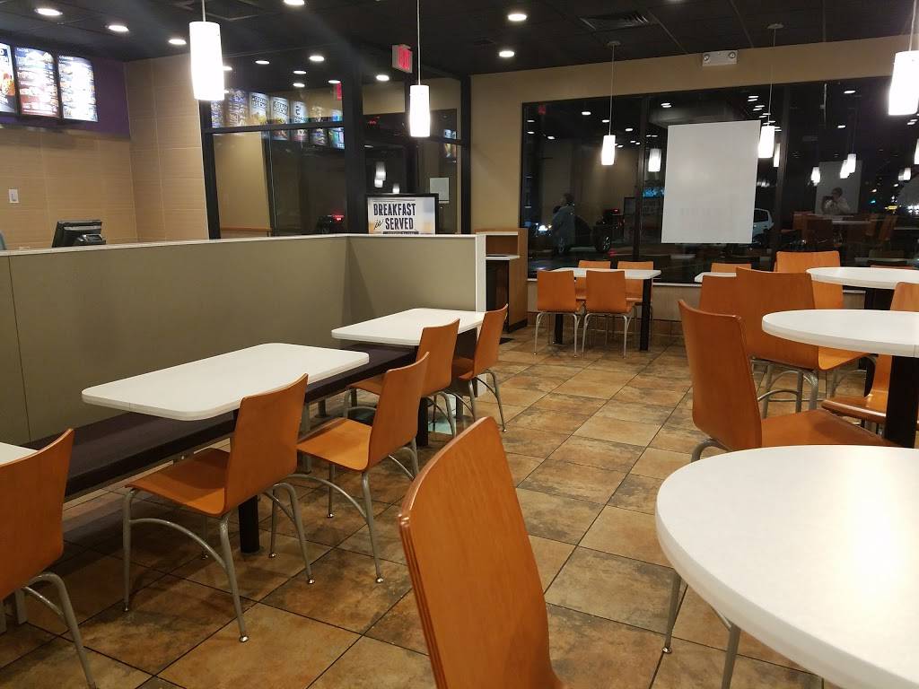 Taco Bell | meal takeaway | 1533 38th St, Rock Island, IL 61201, USA | 5632655689 OR +1 563-265-5689
