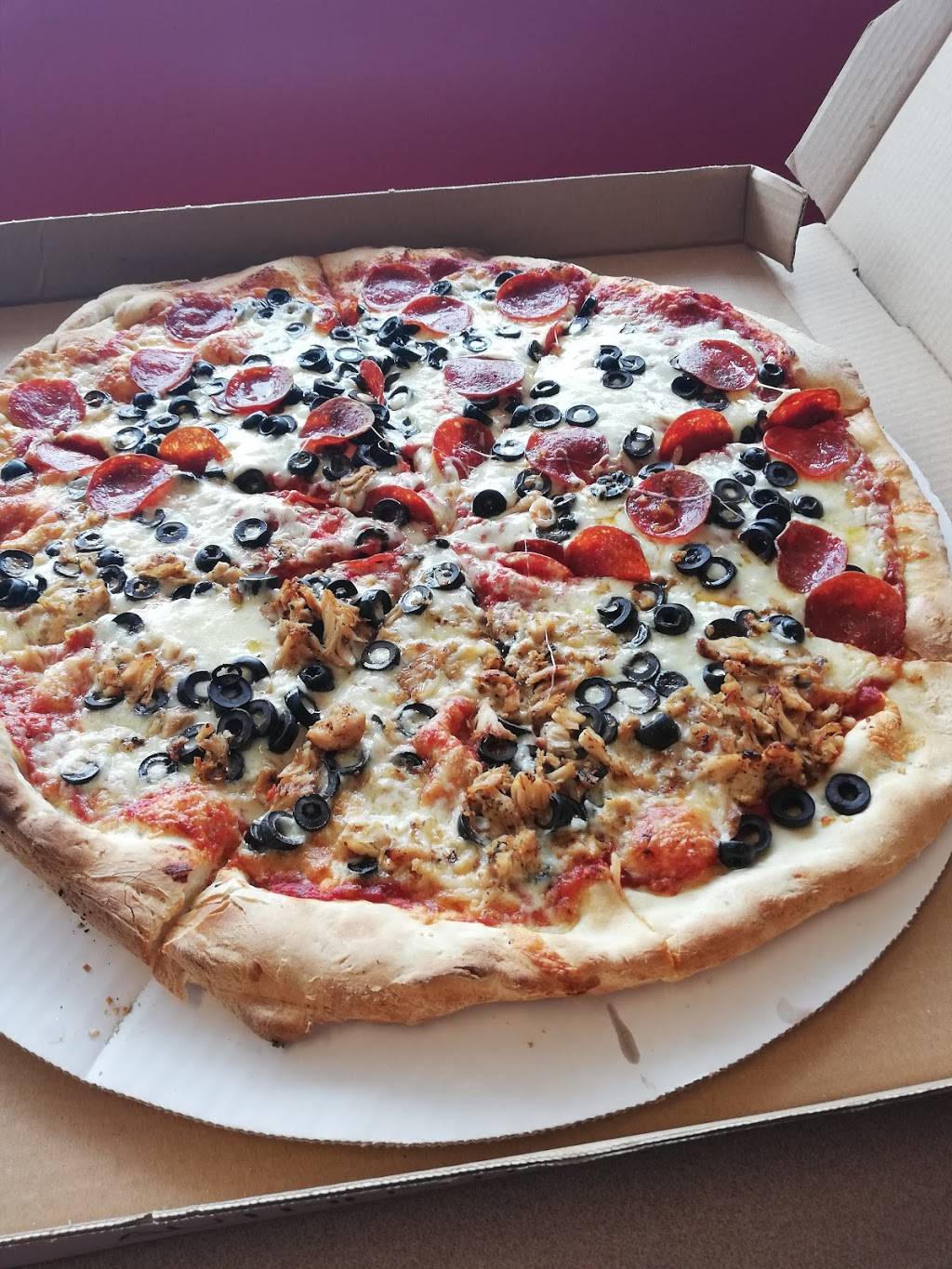 Centre Pizza | restaurant | 5217, 1255 Worcester Rd, Framingham, MA 01701, USA | 5088793100 OR +1 508-879-3100