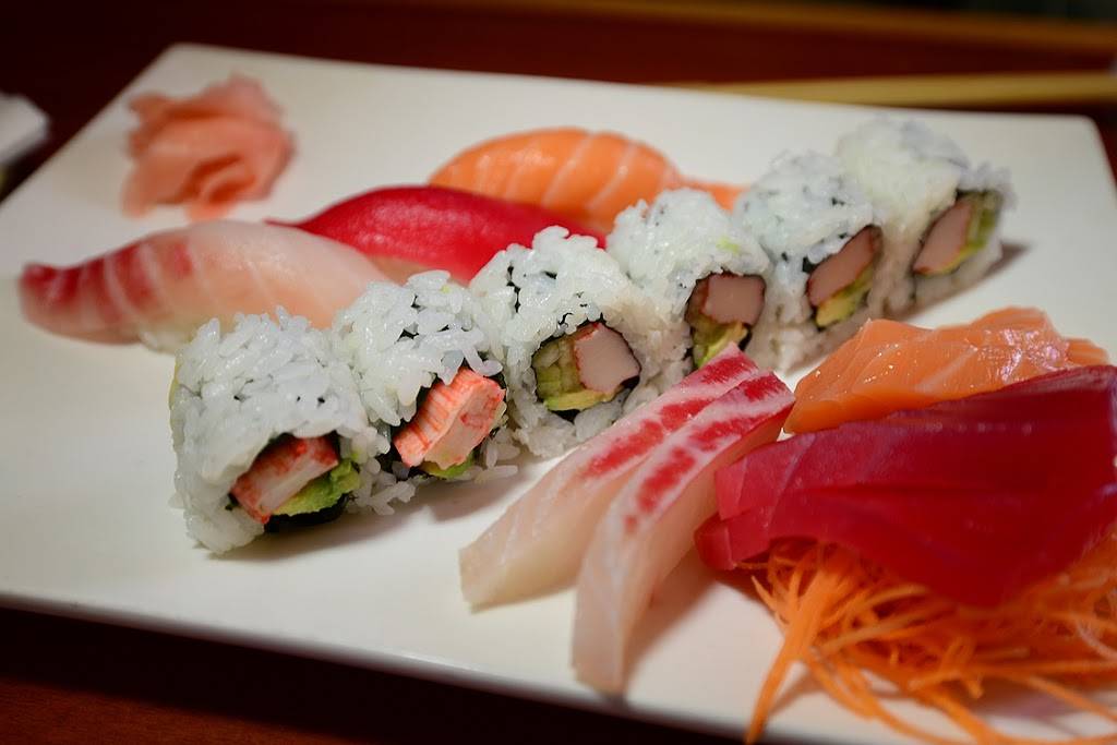 Sushi Club | restaurant | 7230 W 10th St, Indianapolis, IN 46214, USA | 3172488103 OR +1 317-248-8103