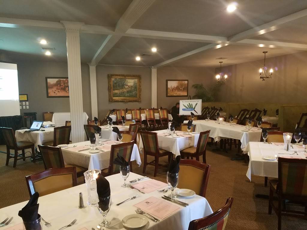 Thoroughbreds Restaurant | restaurant | 9706 N Kings Hwy, Myrtle Beach, SC 29572, USA | 8434972636 OR +1 843-497-2636