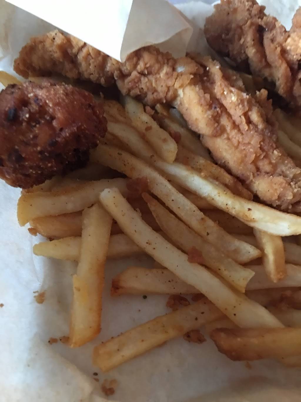 The Catch | restaurant | 7428 Old Jacksonville Hwy, Tyler, TX 75703, USA | 9036305306 OR +1 903-630-5306