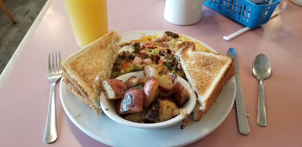 Sunrise Grill and Taphouse | restaurant | 10008 Beach Dr SW, Calabash, NC 28467, USA | 9105751001 OR +1 910-575-1001