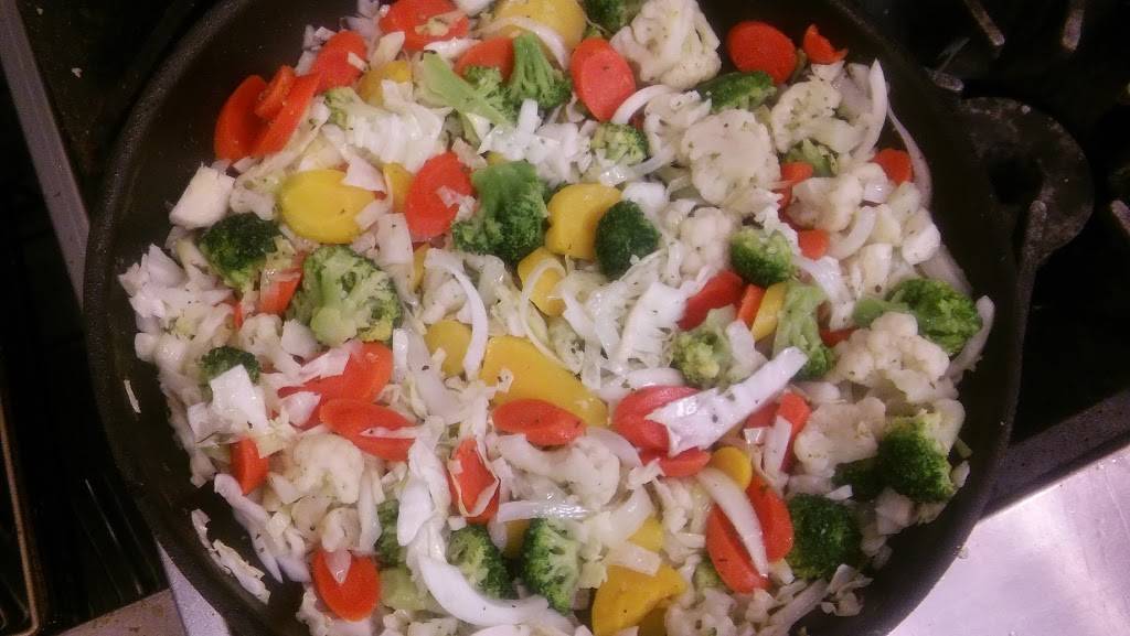 Fitzgeralds Seafood | restaurant | 3400 New Birch Dr, Raleigh, NC 27610, USA | 9198033451 OR +1 919-803-3451