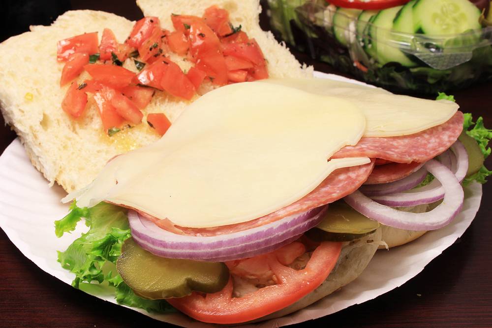 Italian Groceria Millis | restaurant | 20 Exchange St, Millis, MA 02054, USA | 5083765430 OR +1 508-376-5430