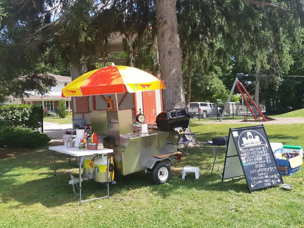 Hot Dog Central | restaurant | 30 Park Ave, Acton, ON L7J 1Y5, Canada | 2898901027 OR +1 289-890-1027