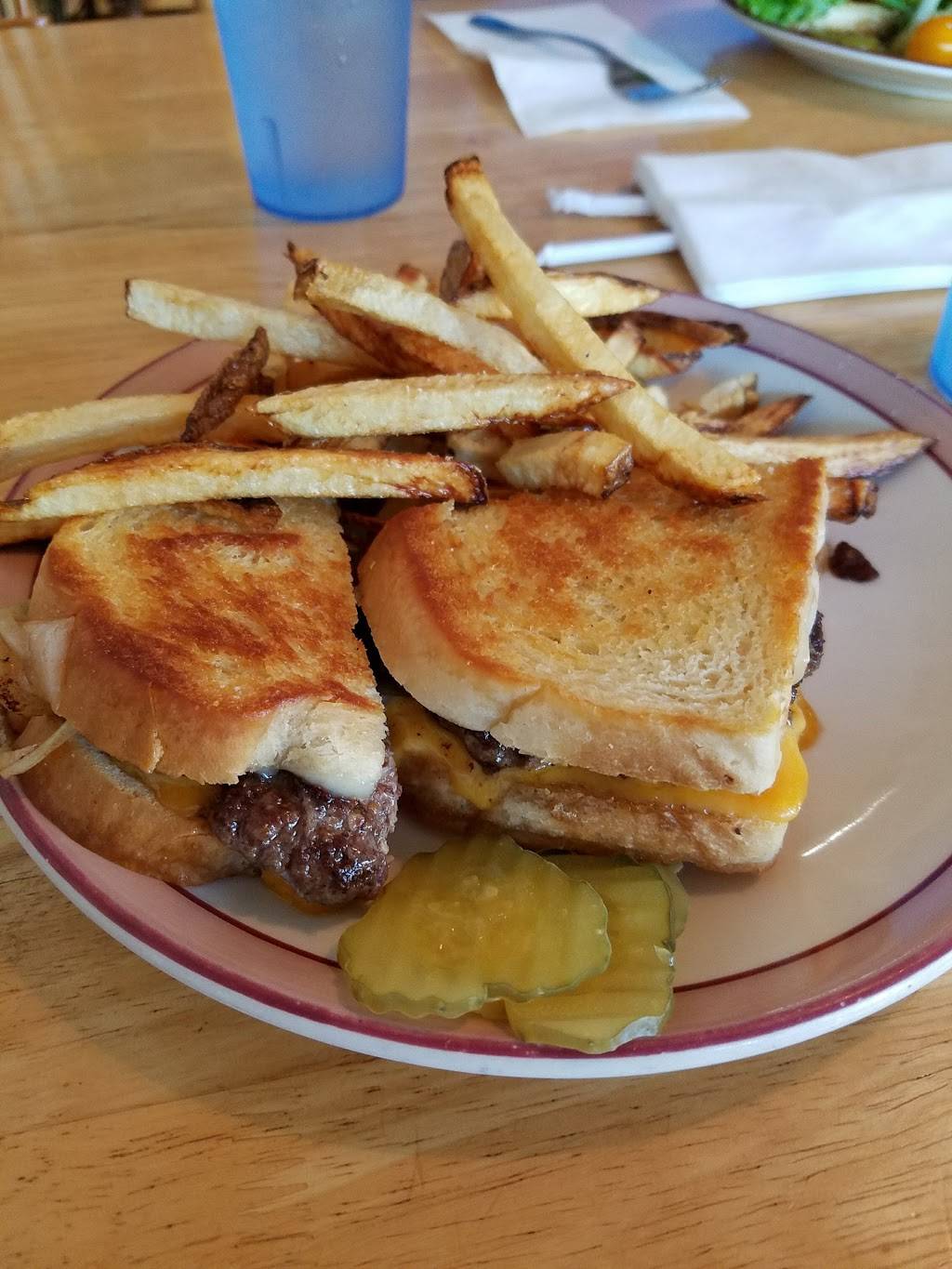 Jefferson Station Cafe | restaurant | 298 N 2nd St, Jefferson, OR 97352, USA | 5413277908 OR +1 541-327-7908