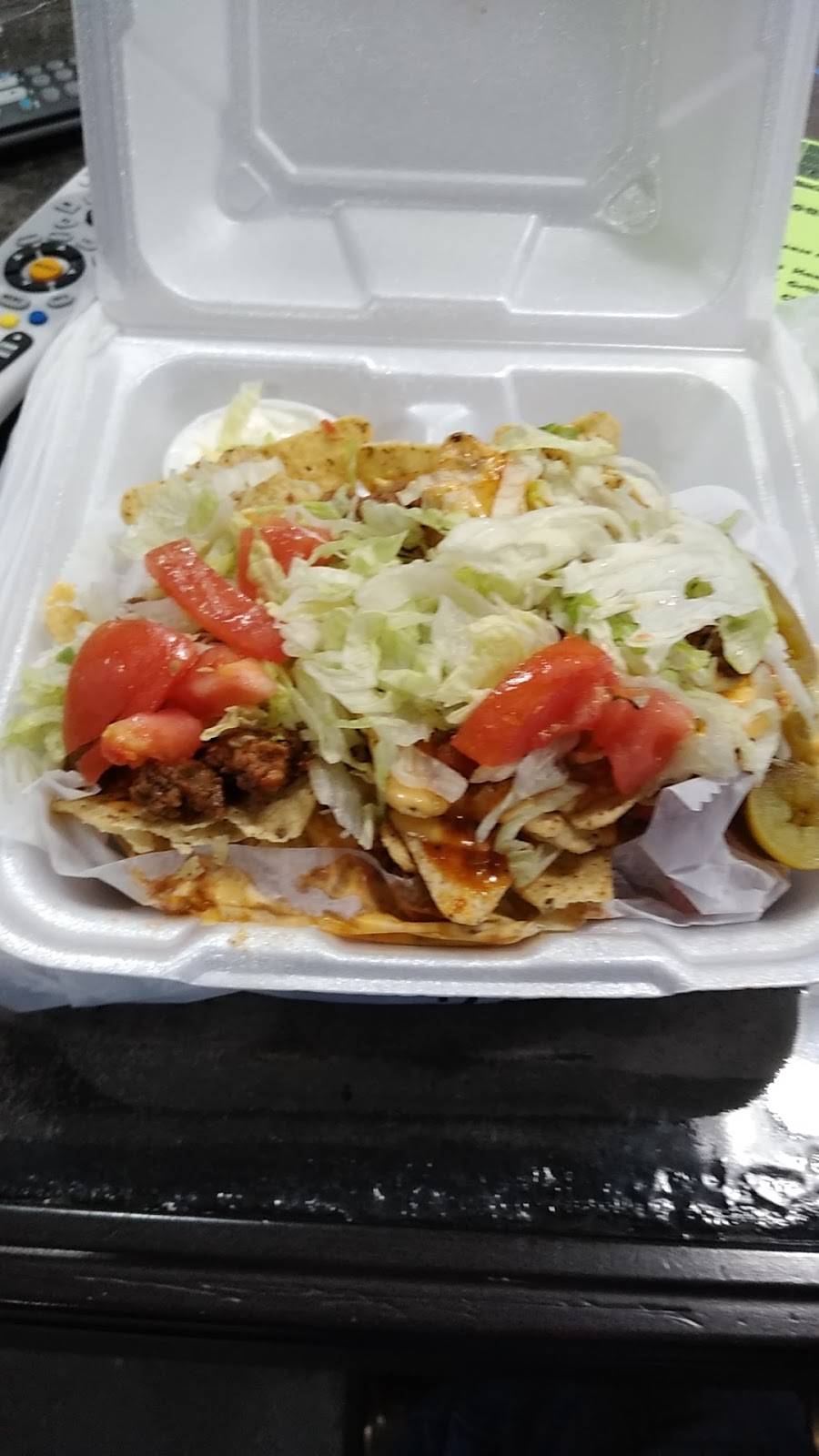 Coachs Bar & Grill | restaurant | 7325 St Andrews Church Rd, Louisville, KY 40214, USA | 5026547118 OR +1 502-654-7118