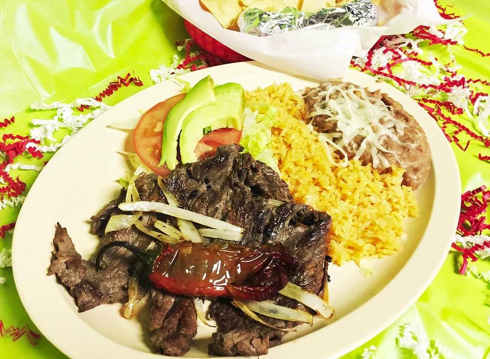 Si Como No Mexican Restaurant | restaurant | 2407 S Grove Ave, Ontario, CA 91761, USA | 9099474090 OR +1 909-947-4090