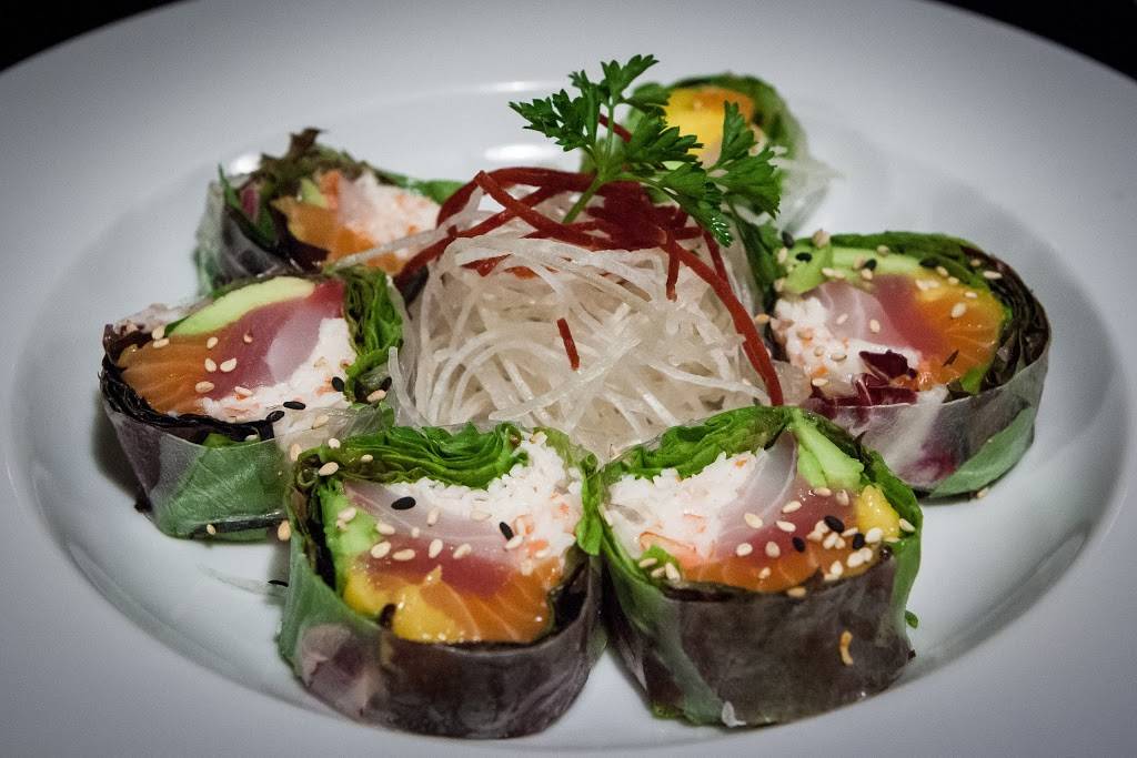 Sushi Maku | restaurant | 17721 Dallas Pkwy Suite 100, Dallas, TX 75287, USA | 9722484300 OR +1 972-248-4300