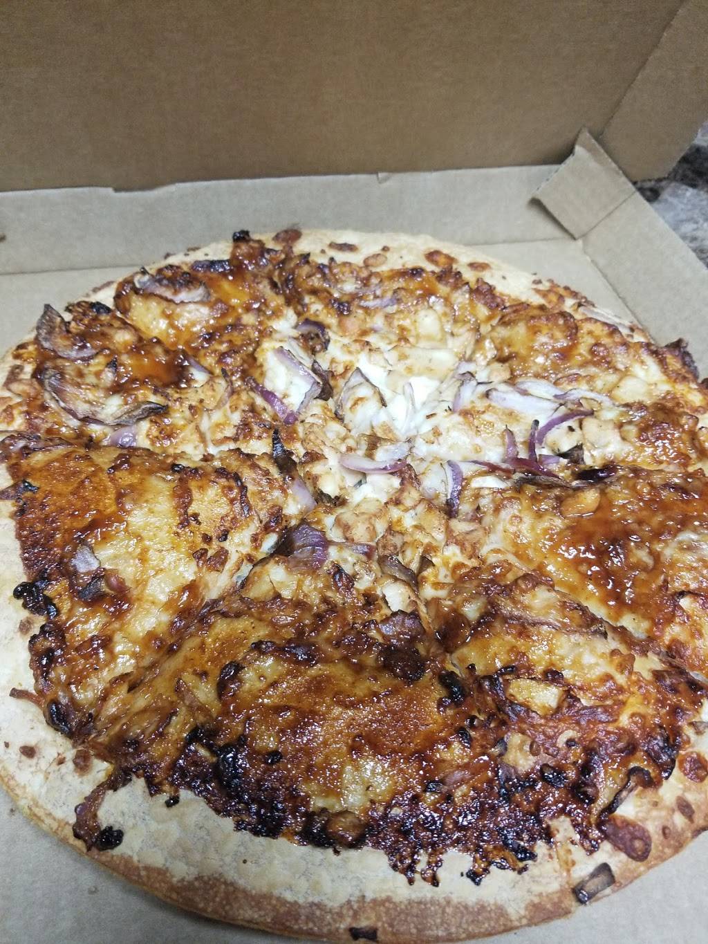 Pizza Hut | restaurant | 5975 S Cooper St #119, Arlington, TX 76017, USA | 8174653100 OR +1 817-465-3100