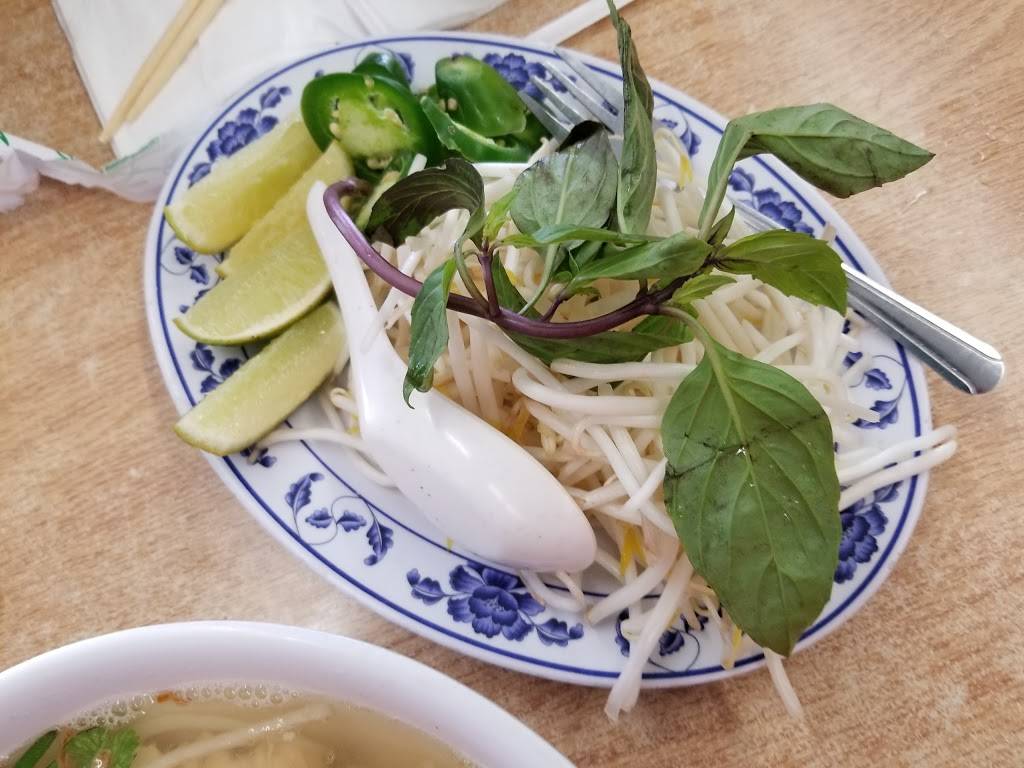 Pho 75 Oriental Restaurant | meal delivery | 3127 E McKinley Ave, Fresno, CA 93703, USA | 5594979261 OR +1 559-497-9261