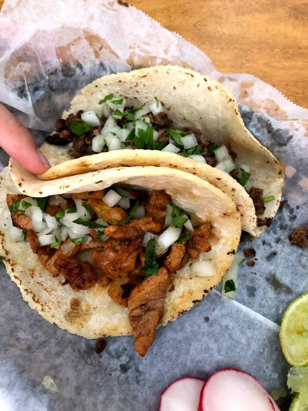 Taqueria Estrella Roja | restaurant | 306 Cherry St Suite A, LaGrange, GA 30240, USA | 7063337629 OR +1 706-333-7629