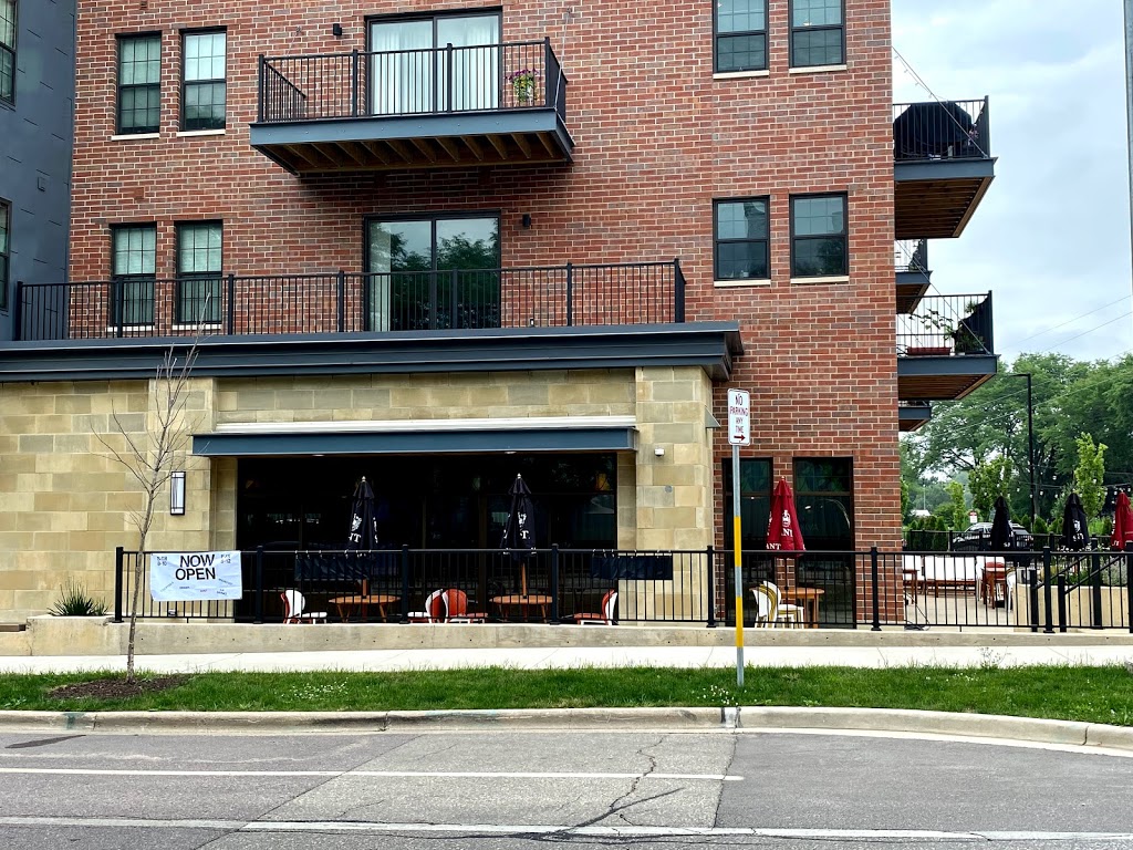 Blind Shot Social Club | restaurant | 177 S Fair Oaks Ave, Madison, WI 53704, USA | 6082305278 OR +1 608-230-5278