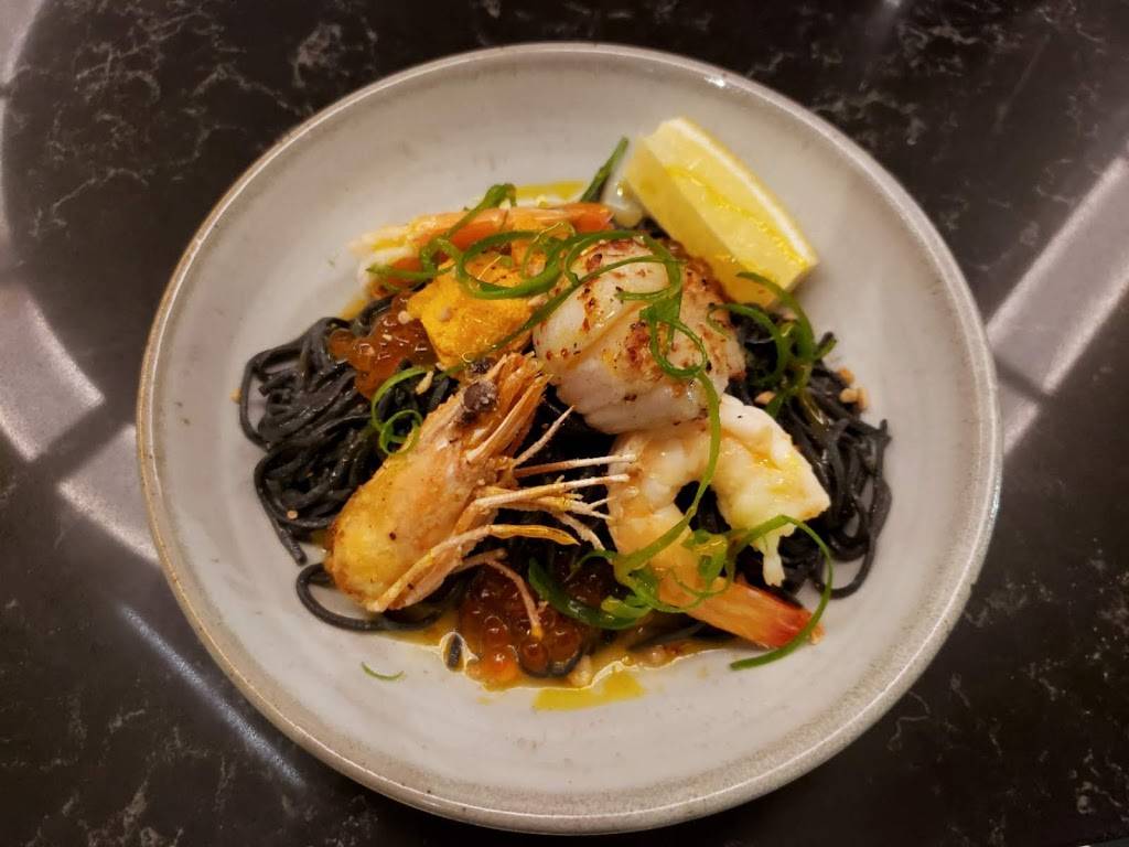 Mineral | restaurant | 1027 Yonge St, Toronto, ON M4W 2K9, Canada | 4169258565 OR +1 416-925-8565