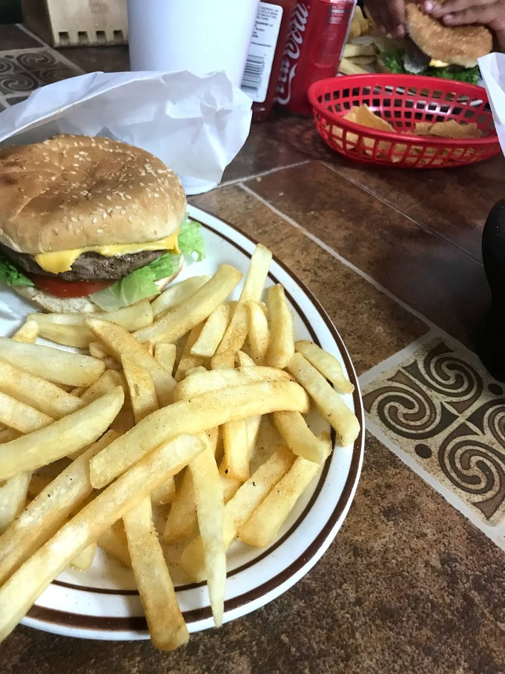 Restaurante Salvadoreno | restaurant | 8331 Kern Canyon Rd, Bakersfield, CA 93306, USA | 6613640377 OR +1 661-364-0377